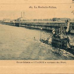 CPA - MARINE DE GUERRE - Sous - Marin " OTARIE " N&deg;7090