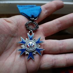 M&eacute;daille ordre du m&eacute;rite