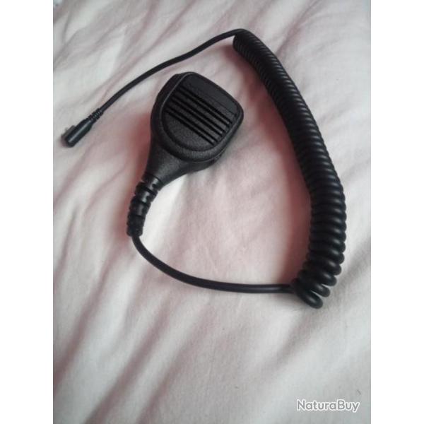 Micro d�port� ptt de marque inconnue. Qualit� pro. Tr�s peu servi o� neuf?
