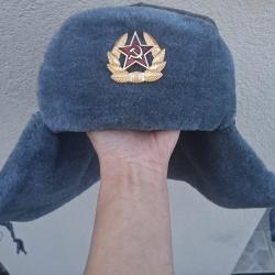CHAPKA-OUCHANKA CHAPEAU MILITAIRE TAILLE 58 SOLDAT ARM&Eacute;E DE TERRE NOS URSS 1986