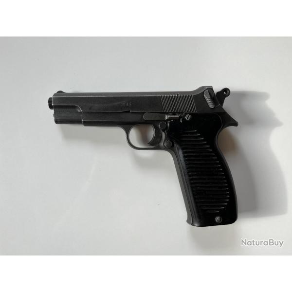 Pistolet fran�ais PA mac 50 fabrication MAS s�rie FG 9mm