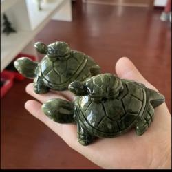 Tortue en serpentine, sculpture lourde
