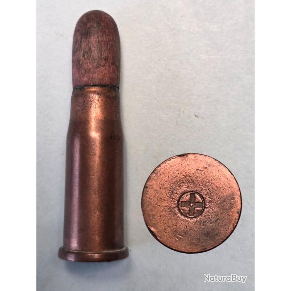 Une cartouche d'exercice 10,4 Vetterli a balle bois creuse poudre noire