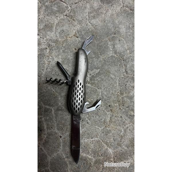 Couteau multifonctions