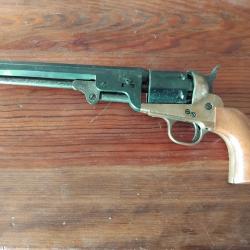 Revolver &agrave; poudre noir cal 36