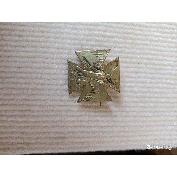 Insigne broche journ�e du poilu 1915