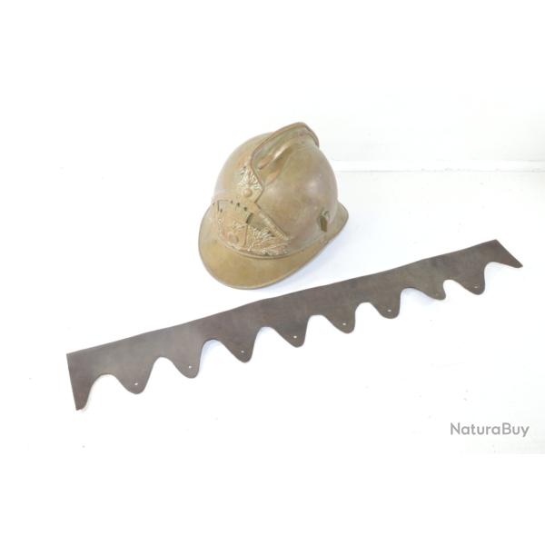 Copie coiffe / cuir de casque de pompier Fran�ais mod�le 1885 / 1895. Laiton.