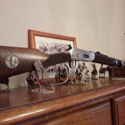 CARABINE WINCHESTER COMMEMORATIVE JOHN WAYNE