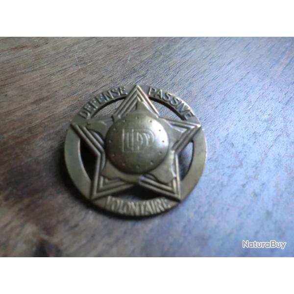 insigne d�fense pasive volontaire / arthus bertrand paris