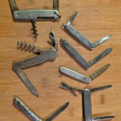 Lot de 7 couteaux pliants en acier dont un marqu&eacute; Fort &agrave; Ch&eacute;rac