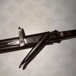Fusil &agrave; broche type lefaucheux li&egrave;ge XIXeme si&egrave;cle crosse en noyer. Cal 16