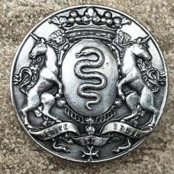 COLBERT, devise PERITE ET RECTE, rondache argent&eacute;e, 33 mm