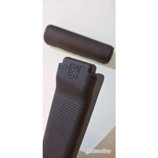 Garde main original CSA pour vz58 ensemble de 2 pi�ces + goupille m�tal