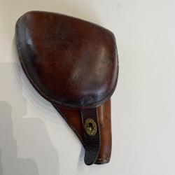 etuis de revolver 1892 en tr&egrave;s bon &eacute;tat