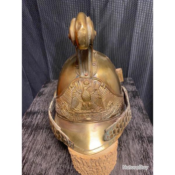 Casque de pompier Mont st Sulpice , plaque � l'aigle , bon �tat , manque int�rieur. mod�le 1855 .