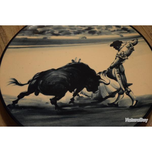 Vieille Assiette Peinte et Sign�e