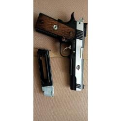 Colt 1911 sp&eacute;cial combat Umarex Co2 calibre 4,5mm billes d'acier