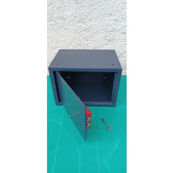 COFFRE AVEC CLE DOUBLE PANETON  .  ACIER  . (  Transport  munitions  ,  Armes  ,  Autres ,  ...... )