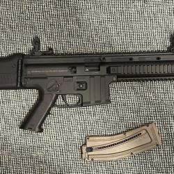 Carabine ISSC MK22 semi-auto .22lr