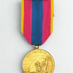 (18.009) M&eacute;daille de la D&eacute;fense Nationale - Or