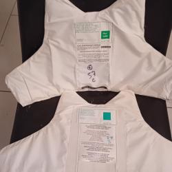 Ench&egrave;re lot de 2 plaques balistiques 3a contre les armes de poings et les lames 50x29 cm