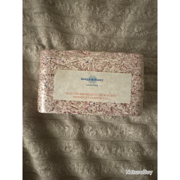 BANQUE DE FRANCE: Bloc de 1000 billets de 10� broy�s et compress�s
