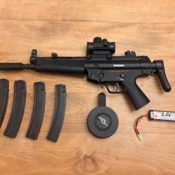 Fusil MP5 A5 High Cycle AEG - Tokyo Marui - 5 chargeurs et ses accessoires (Red dot / silencieux)