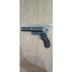 Pistolet lance fus&eacute;e r&eacute;glementaire Russe