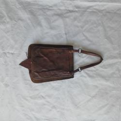 Uniforme - FR444240.a Sabretache spahis (choukkara) officier second Empire, cuir marron