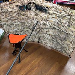 Pack aff&ucirc;t parapluie + si&egrave;ge tr&eacute;pied rotatif