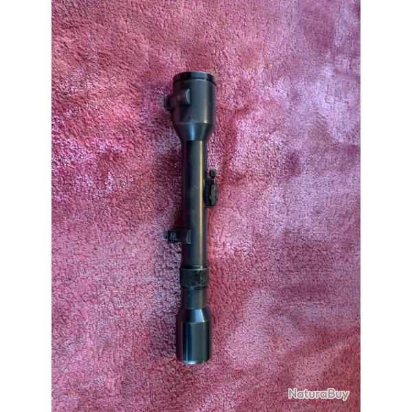 Rare lunette de tir Ajack 4x90 civile . Dans la serie des num�ros utilis�s par l'Armee en 1939 .