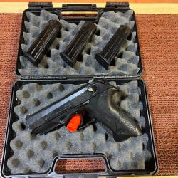 PISTOLET BERETTA PX4 STORM CALIBRE 9X19 - OCCASION - 3 CHARGEURS
