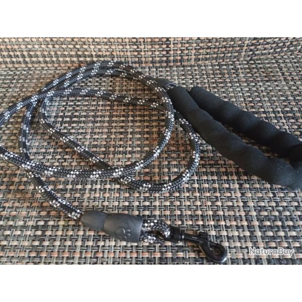 Laisse en nylon tr�ss� r�fl�chissant,petit mousqueton ,pour petits et moyens chiens ,150cm
