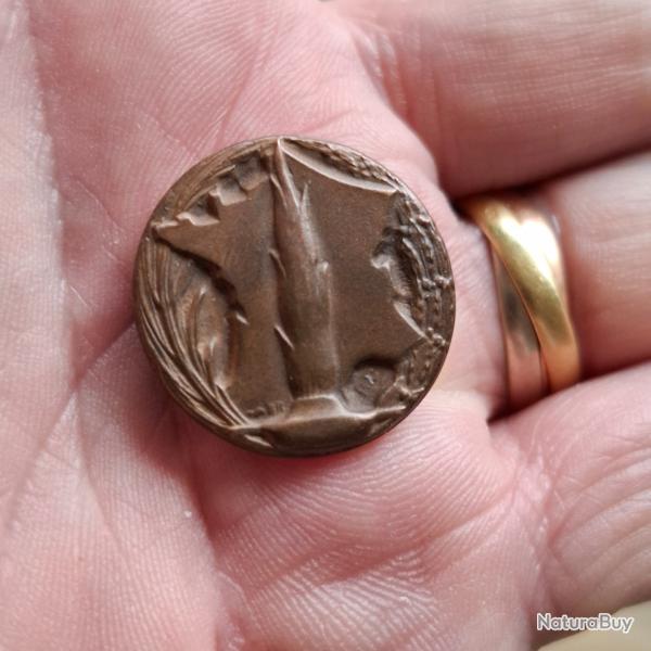 INSIGNE PMVO MORTS POUR LA FRANCE