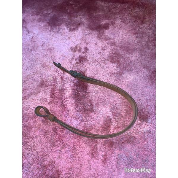 Bretelle rivetee type K98 .