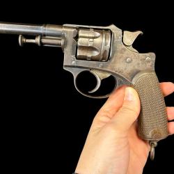 RARE REVOLVER MOD&Egrave;LE 1887 Saint Etienne cal. 8mm92