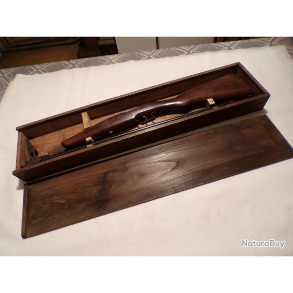 Ancienne carabine de jardin WARNANT 9mm dans sa boite de transport en bois.