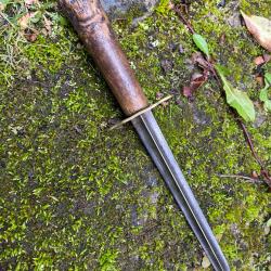 Poignard de marine 1833 / Couteau de poilu: nettoyeur de tranch&eacute;e.