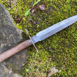 Poignard de tranch&eacute;e r&egrave;glementaire mod&egrave;le 1916. "Le vengeur de 1870".