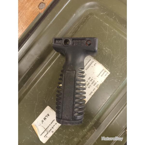 Poign�e tactique fab defense