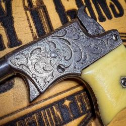 REMINGTON Vest Pocket "Saw Handle" .22 Short - gravure d'usine, plaquettes os naturel, (Oct  17 1865
