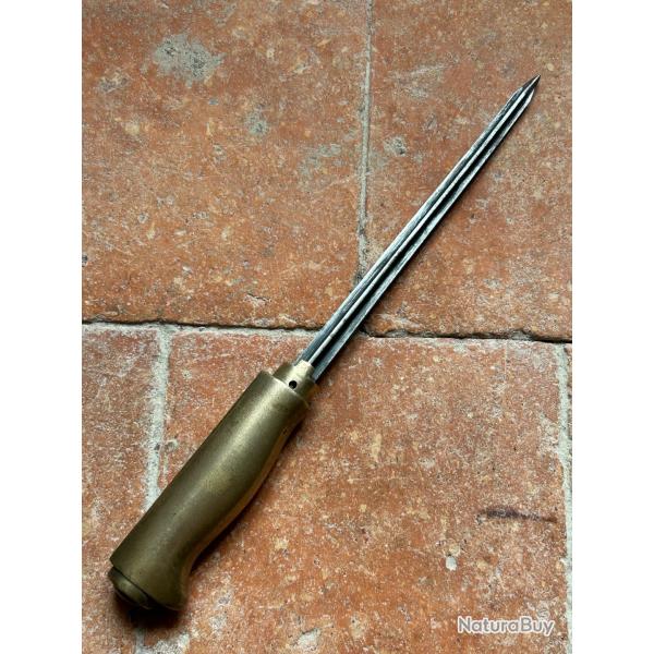 Poignard de tranch�e fran�ais - WW1 (2)