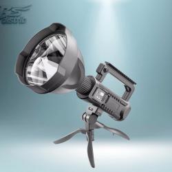 Lampe Torche Projecteur LED &Eacute;tanche Rechargeable........Enchere 1 euro