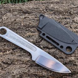 Couteau de cou compact - Acier 440 - &Eacute;tui Kydex