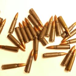 lot de 27 balles NEUTRALISEES d'AK47 Kalashnikov (cal 7.62)