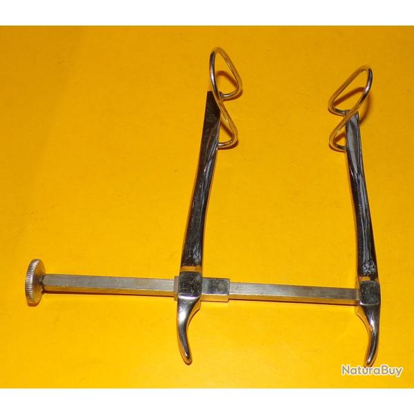 SERVICE DE SANTE : OUTIL MEDICAL ECARTEUR PETIT MODELE  POUR OPERATION ,BON ETAT  VOIR PHOTOS. POUR