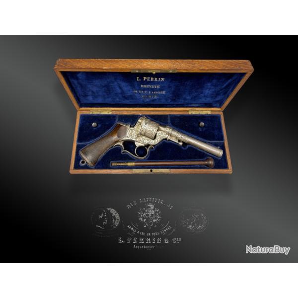 REVOLVER PERRIN, MOD�LE 1859, 1ER TYPE, LUXE, EN COFFRET D'ORIGINE. France, XIX�me si�cle