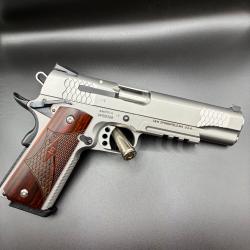 Pistolet smith &wesson cal.45 mod&egrave;le -s&eacute;rie TA inox