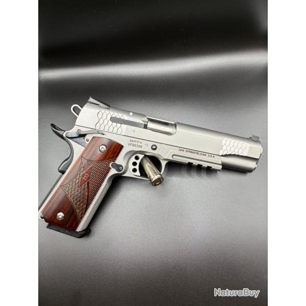 Pistolet smith &wesson cal.45 mod�le -s�rie TA inox