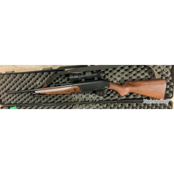 Carabine Winchester 300 SXR Vulcan Aimpoint hunterMallette de transport et une dizaine de munition